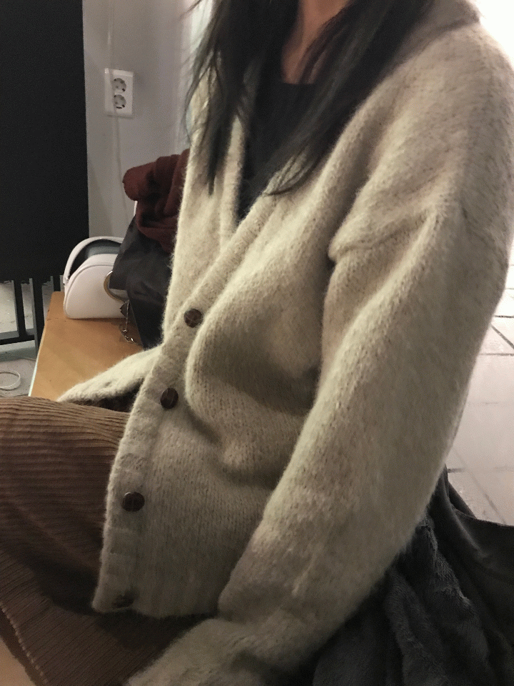Grandma wool cardigan